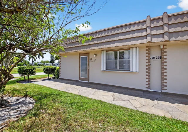 2nd image of 360 Seville #O, Delray Beach, FL 33446 | MLS# B26035181