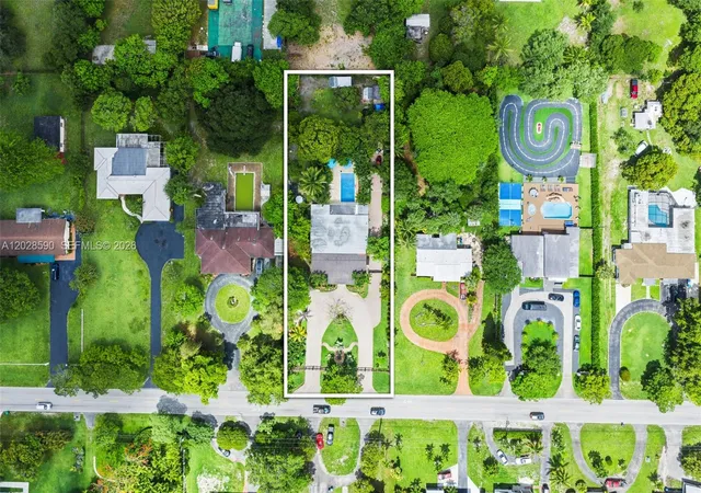 3rd image of 13700 N Miami Ave, Miami, FL 33168 | MLS# A12028590