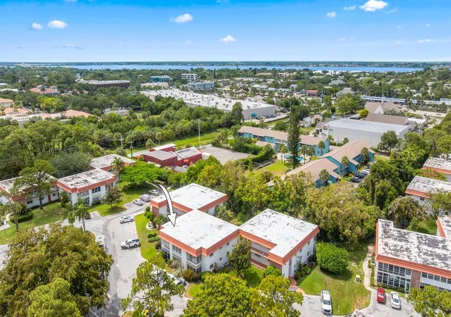 Homes for sale in Stuart, FL | 2600 Se Ocean Blvd #W5, Stuart, FL 34996 | MLS# B26035248