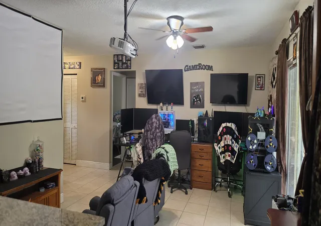 3rd image of 15779 77Th Pl N, Loxahatchee, FL 33470 | MLS# B26035261