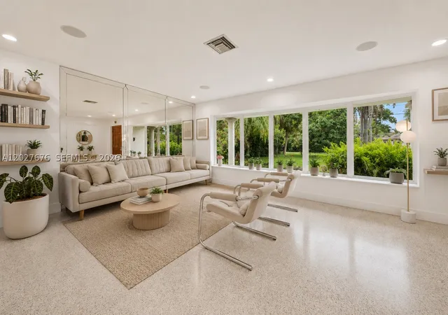 2nd image of 14001 S Biscayne River Rd, Miami, FL 33161 | MLS# A12027676