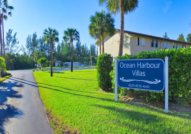 36th image of 4245 N Hwy A1a #8, Fort Pierce, FL 34949 | MLS# B26035290