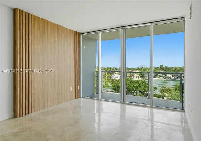 Homes for sale in Miami Beach, FL | 6305 Indian Creek Dr #5D, Miami Beach, FL 33141 | MLS# A12028317