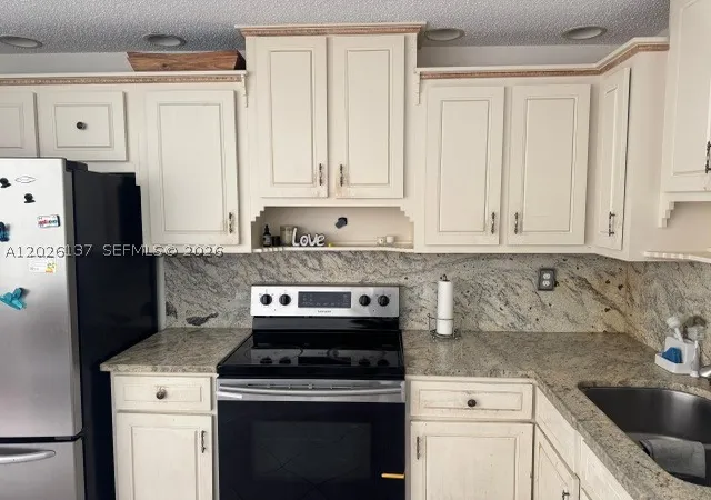 Photo 3 of Single family home for sale at 5403 Nw 27th Ave, Fort Lauderdale, FL 33309 | MLS# A12026137 | Listing updated on 2026-09-25