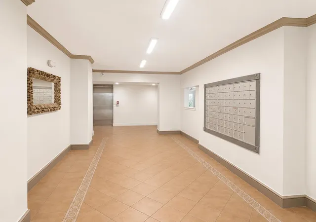 Homes for sale in Plantation, FL | 711 N Pine Island Rd #204, Plantation, FL 33324 | MLS# B26035392