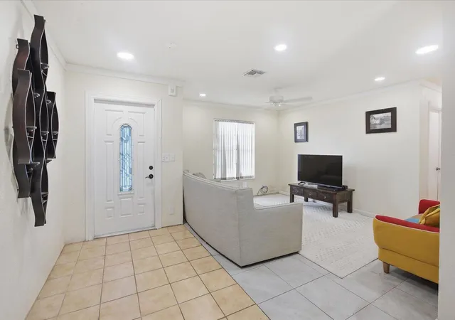 Homes for sale in Port St Lucie, FL | 325 Nw Dearman St, Port St Lucie, FL 34983 | MLS# B26035413