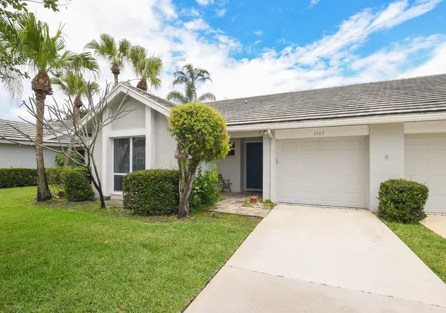 2nd image of 3365 Sw Villa Pl, Palm City, FL 34990 | MLS# B26035470