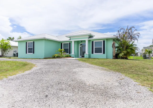 2nd image of 2406 Se 31st St Se, Okeechobee, FL 34974 | MLS# B26035579