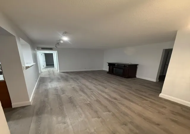 Homes for sale in Tamarac, FL | 6190 Woodlands Blvd #110, Tamarac, FL 33319 | MLS# B26035591