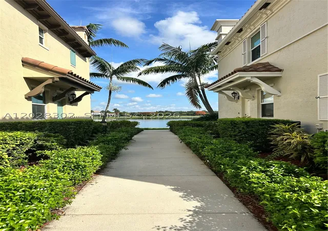 Photo 2 of Townhouse for sale at 3057 Tortola Way, Hollywood, FL 33024 | MLS# A12028302 | Listing updated on 2026-10-09