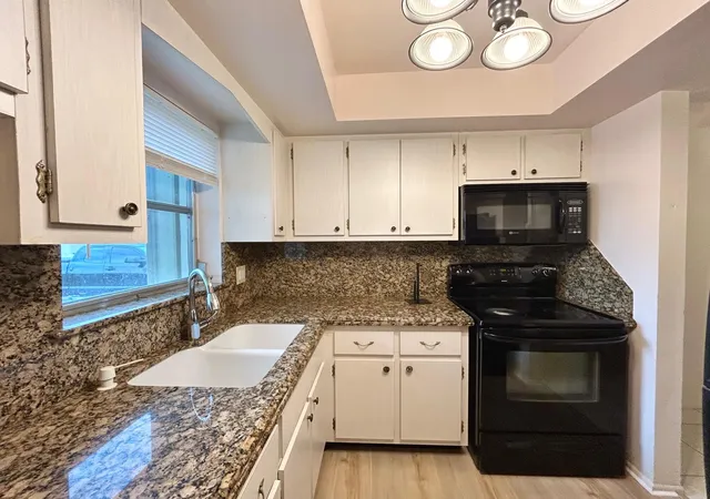 Homes for sale in West Palm Beach, FL | 2854 E Ashley Dr Dr E #B, West Palm Beach, FL 33415 | MLS# B26035658