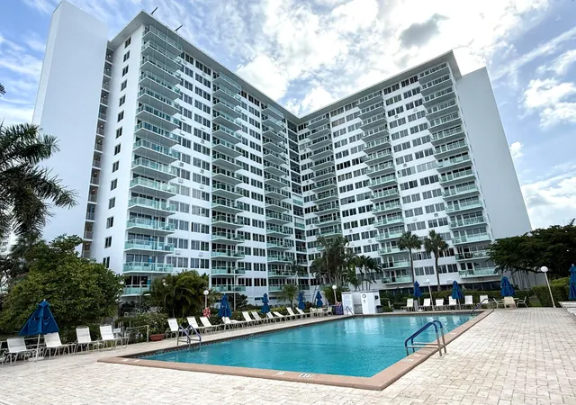 Homes for sale in Fort Lauderdale, FL | 3233 Ne 34Th St #1504, Fort Lauderdale, FL 33308 | MLS# B26035675