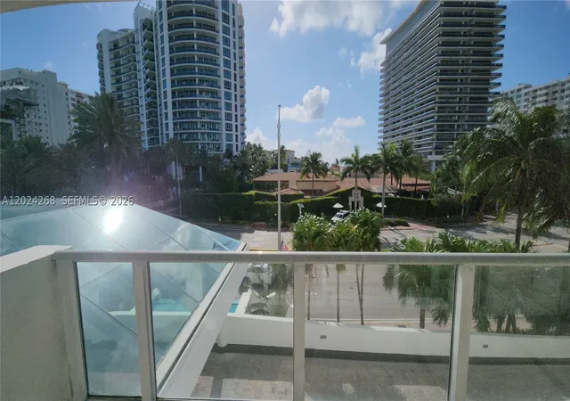 2nd image of 5900 Collins Ave #404, Miami Beach, FL 33140 | MLS# A12024268