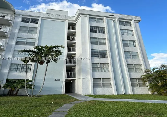 Homes for sale in Miami, FL | 492 Nw 165Th St Rd #C-211, Miami, FL 33169 | MLS# A12028678