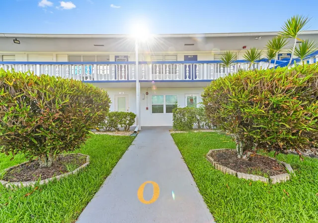 Homes for sale in Deerfield Beach, FL | 294 Prescott O, Deerfield Beach, FL 33442 | MLS# B26035767