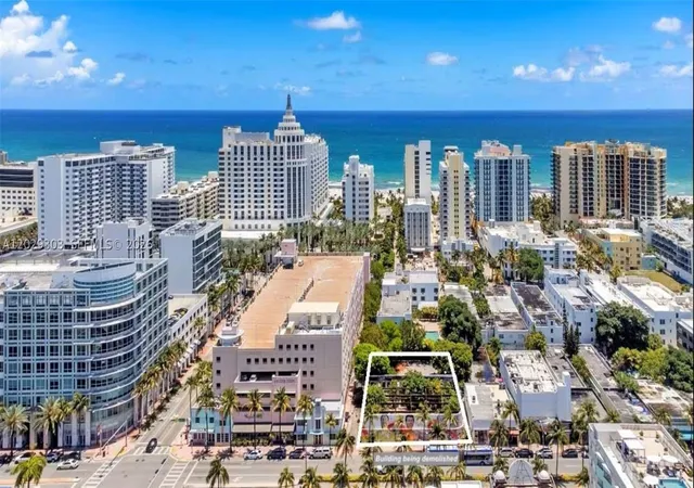 Homes for sale in Miami Beach, FL | 1543 Washington Ave, Miami Beach, FL 33139 | MLS# A12029303