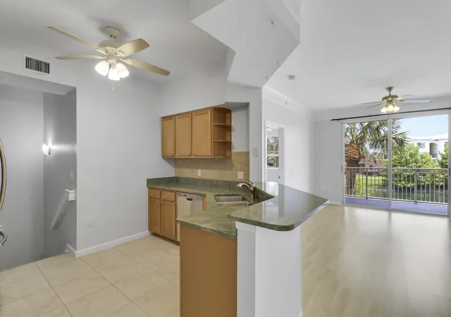 Homes for sale in Palm Beach Gardens, FL | 6206 Myrtlewood Cir W, Palm Beach Gardens, FL 33418 | MLS# B26035864