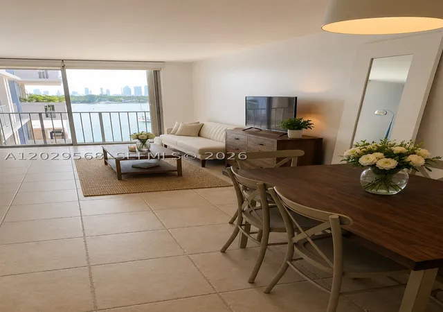 Photo 2 of Condo for sale at 800 West Ave #715, Miami Beach, FL 33139 | MLS# A12029568 | Listing updated on 2026-08-20