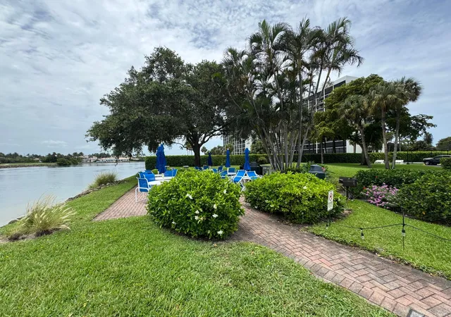 5th image of 336 Golfview Rd #706, North Palm Beach, FL 33408 | MLS# B26035992