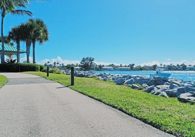 47th image of 33 S Ocean Ave #502, Palm Beach Shores, FL 33404 | MLS# B26035974
