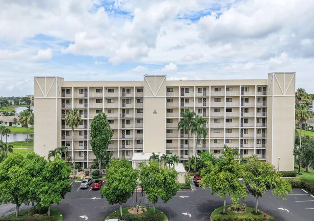 Homes for sale in Delray Beach, FL | 7260 Kinghurst Dr #205, Delray Beach, FL 33446 | MLS# B26036002