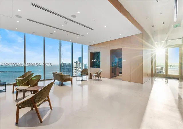 31st image of 300 Biscayne Boulevard Way #3304C, Miami, FL 33131 | MLS# A12029741
