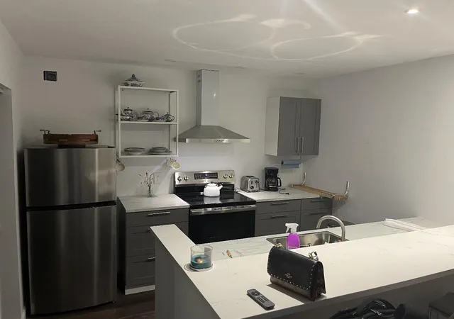 5th image of 2905 29Th Wy, West Palm Beach, FL 33407 | MLS# B26036098