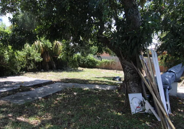 Homes for sale in Riviera Beach, FL | 1417 W 32nd St, Riviera Beach, FL 33404 | MLS# B26036128