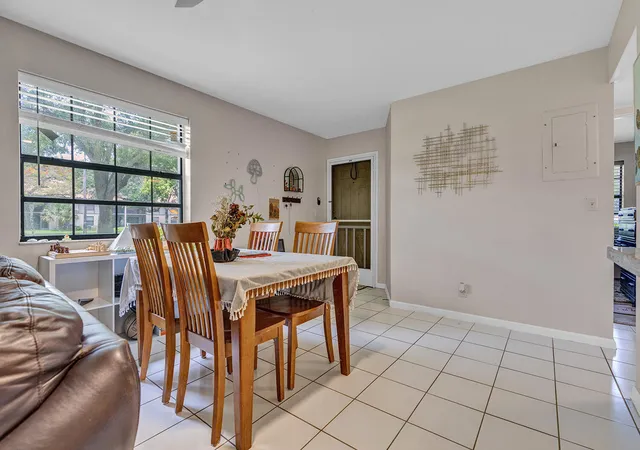 5th image of 3191 Leewood Ter, Boca Raton, FL 33431