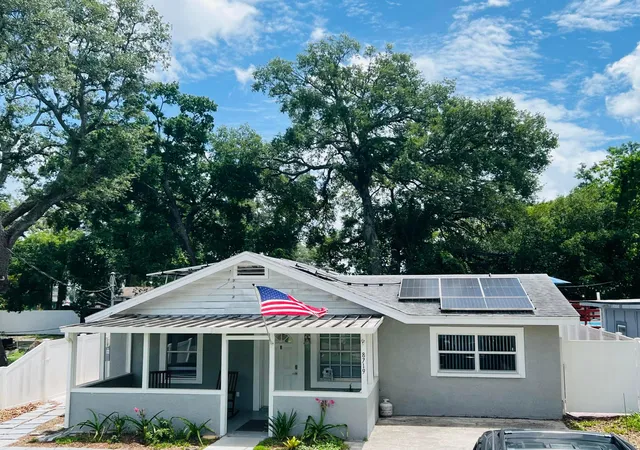 Homes for sale in Tampa, FL | 8719 N Ashley St, Tampa, FL 33604 | MLS# B26036237