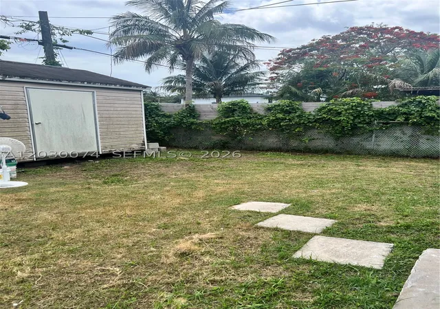 23rd image of 250 Ne 160th St, Miami, FL 33162 | MLS# A12030074