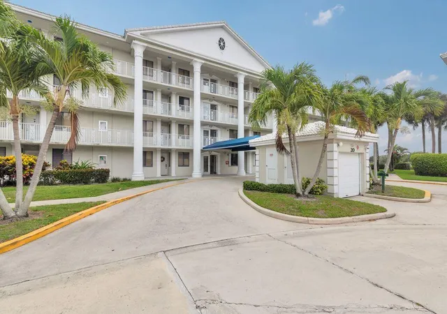 31st image of 2401 Village Blvd #305, West Palm Beach, FL 33409 | MLS# B26036252