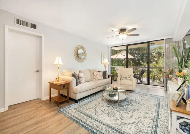5th image of 2401 Vlg Blvd, West Palm Beach, FL 33409