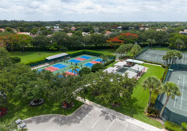 Homes for sale in Lake Worth, FL | 9689 Positano Wy, Lake Worth, FL 33467 | MLS# B26036287