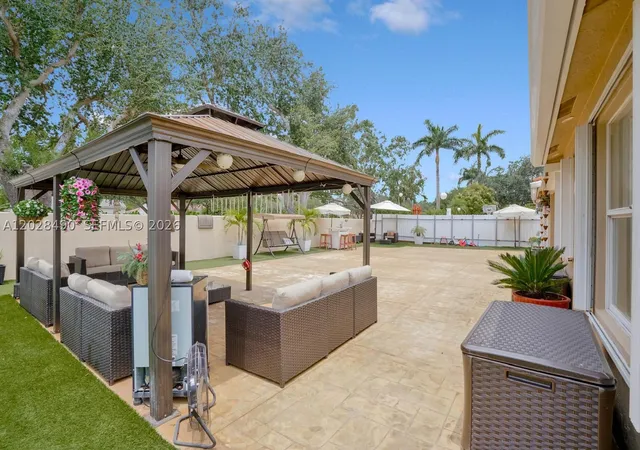 Homes for sale in Miramar, FL | 1910 Sw 135Th Way, Miramar, FL 33027 | MLS# A12028490