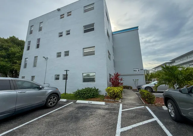 20th image of 604 Ne 2nd St #122, Dania, FL 33004 | MLS# B26036390