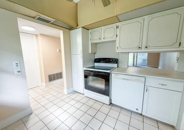 4th image of 604 Ne 2Nd St, Dania Beach, FL 33004