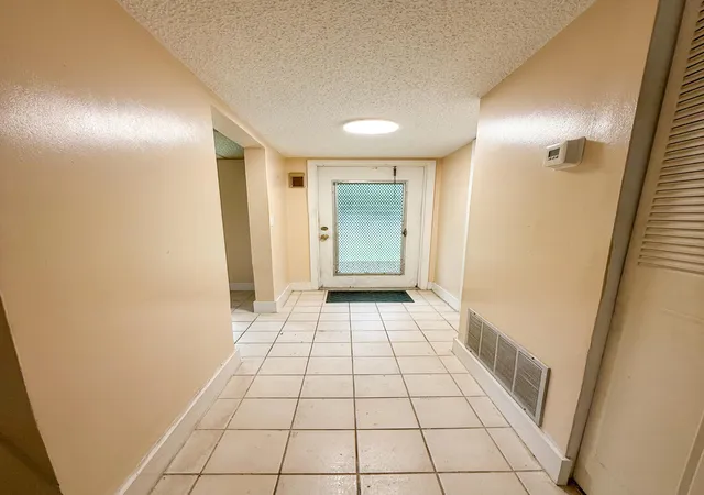 5th image of 604 Ne 2Nd St, Dania Beach, FL 33004