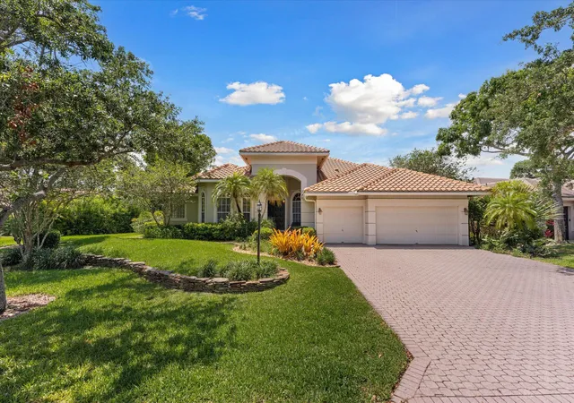 Homes for sale in Parkland, FL | 10331 Nw 62nd Dr, Parkland, FL 33076 | MLS# B26036394