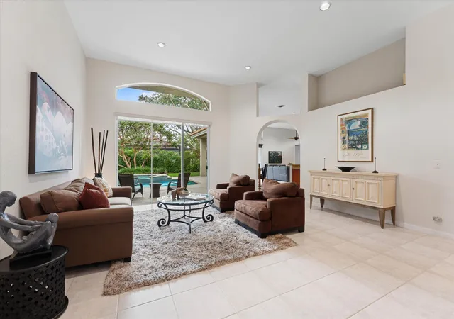 Homes for sale in Parkland, FL | 10331 Nw 62Nd Dr, Parkland, FL 33076 | MLS# B26036394
