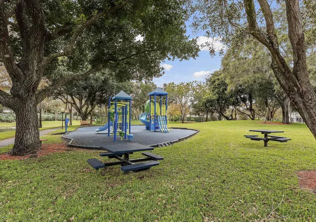 Homes for sale in Parkland, FL | 10331 Nw 62nd Dr, Parkland, FL 33076 | MLS# B26036394