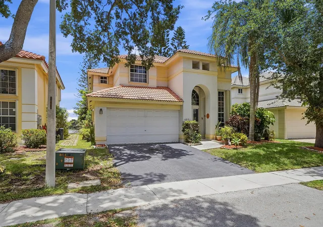 5th image of 6851 Nw 27Th St, Margate, FL 33063 | MLS# B26036401