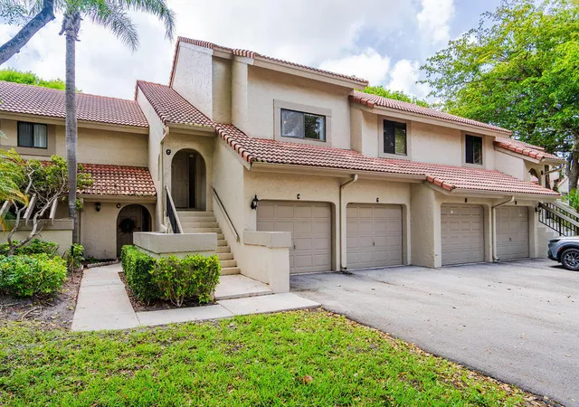 1st image of 5710 Coach House Cir #G, Boca Raton, FL 33486 | MLS# B26036415