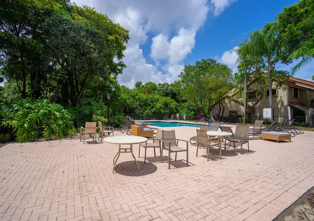 24th image of 5710 Coach House Cir #G, Boca Raton, FL 33486 | MLS# B26036415