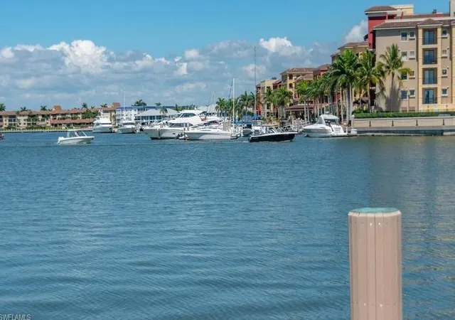 Homes for sale in Marco Island, FL | 850 Elkhorn Court, Marco Island, FL 34145 | Houzeo