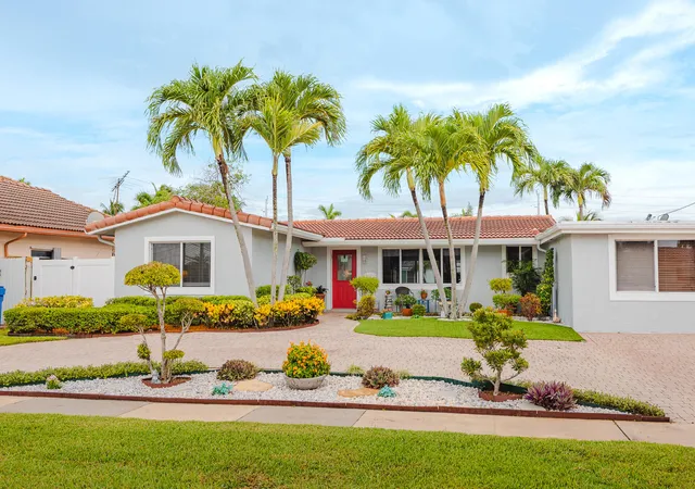 1st image of 801 Se 5th Ter, Pompano Beach, FL 33060 | MLS# B26036513