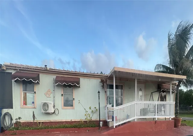 Homes for sale in Miami Gardens, FL | 5612 Nw 206, Miami Gardens, FL 33055 | MLS# A12030560