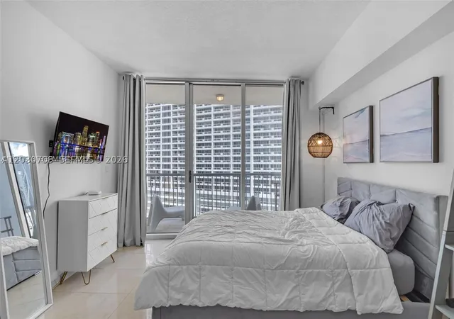 Photo 4 of Condo for sale at 1750 N Bayshore Dr #1204, Miami, FL 33132 | MLS# A12030709 | Listing updated on 2026-06-04