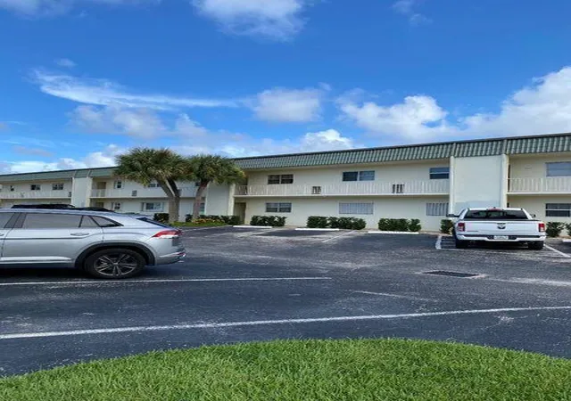 image of 120 Wettaw Ln, North Palm Beach, FL 33408