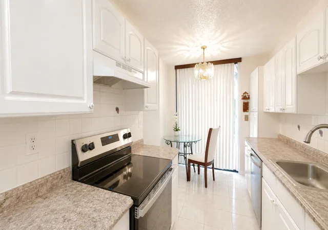 4th image of 3450 Blue Lake Dr, Pompano Beach, FL 33064